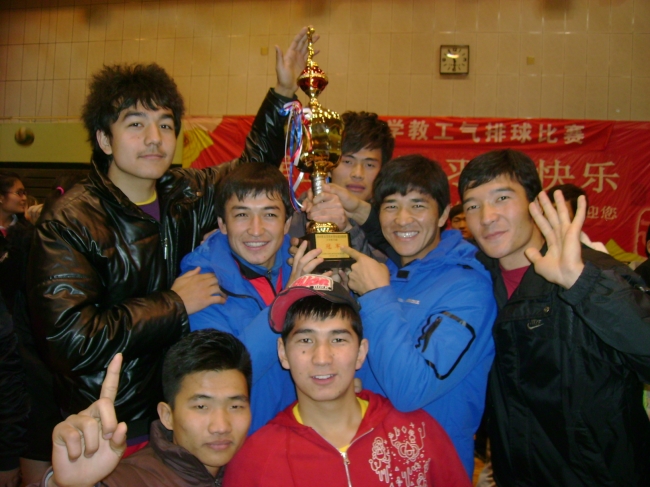 我们是冠军--张涛3_副本.jpg 我们是冠军--张涛3_副本.jpg
